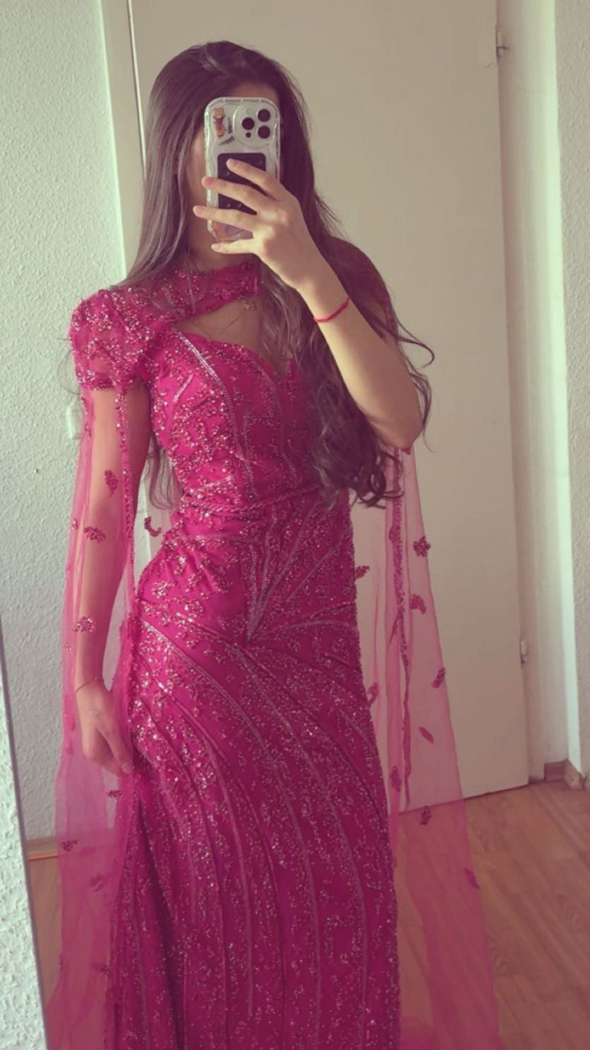 Traditionelles Kurdisches Abendkleider- Hochzeitskleider - Pink mit Pailletten